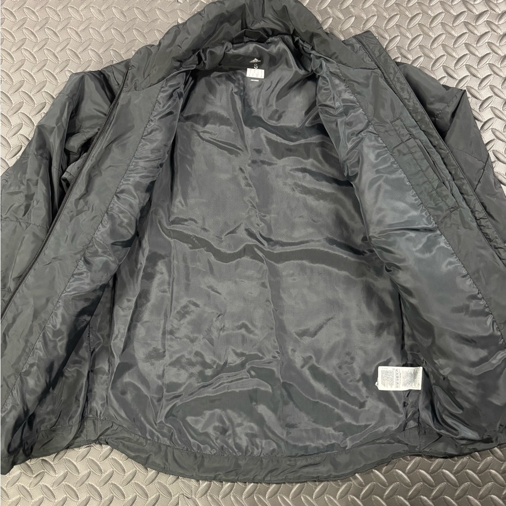 Adidas Men’s Small Black Lightweight Puffer Jacket Full Zip Athletic Coat - Picture 6 of 10